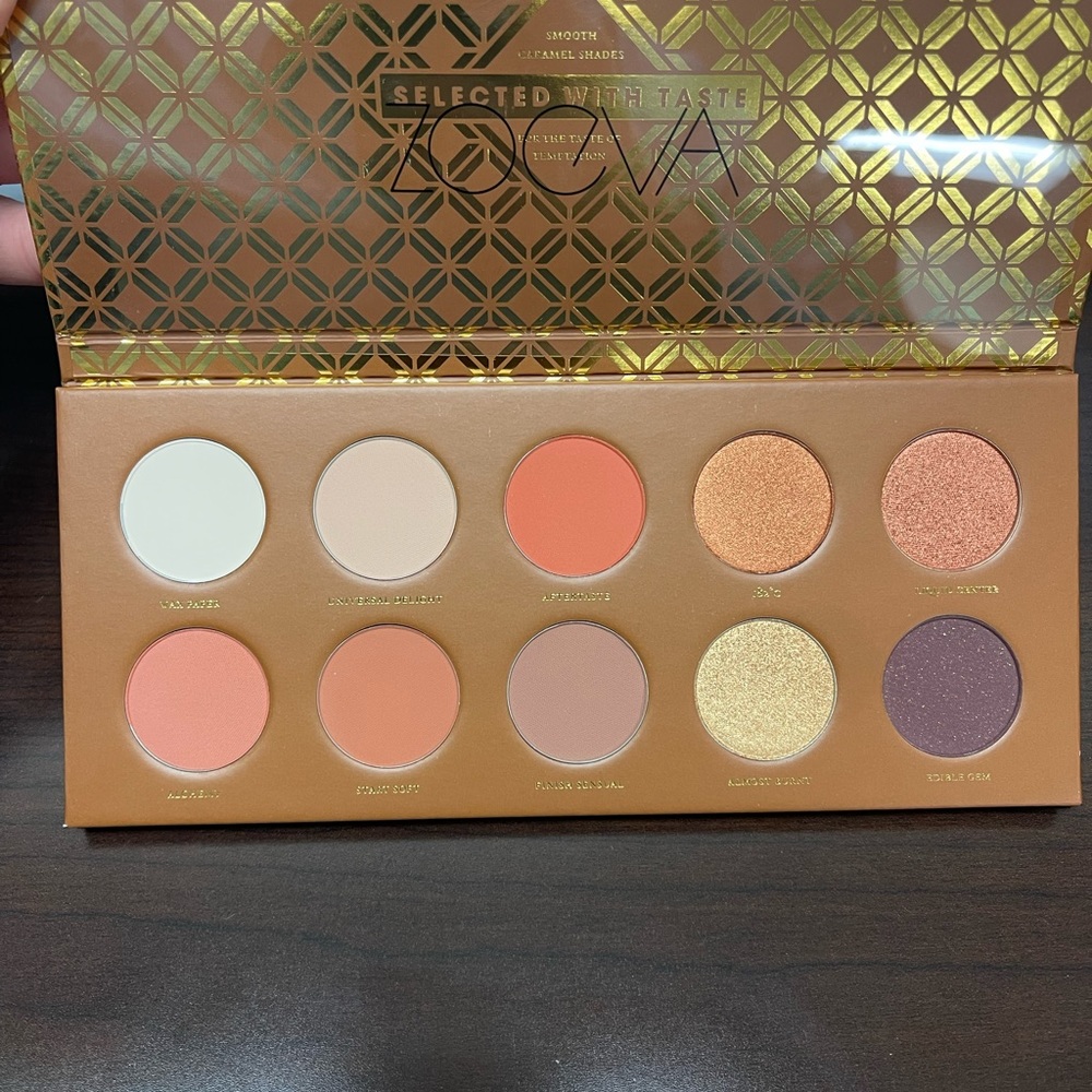 ZOEVA MAKEUP